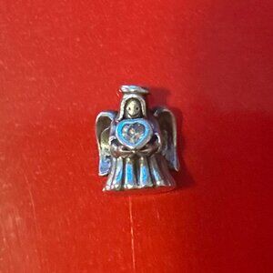 PANDORA: Angel pendant with wings and halo